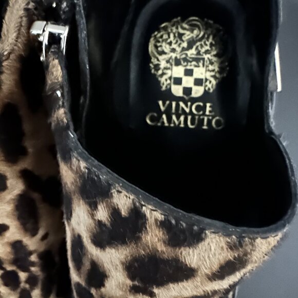 Vince Camuto Vesela Ankle Booties Size 6 - Picture 5 of 6